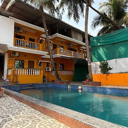 Aura Rooms & Swimming Pool, Calangute Exterior foto
