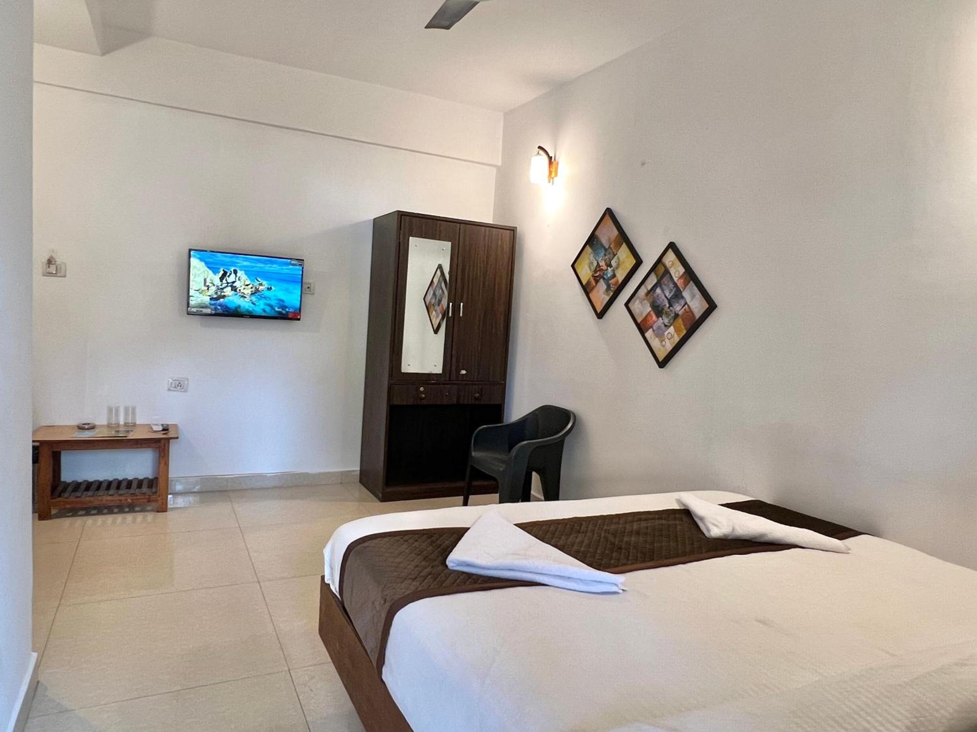 Aura Rooms & Swimming Pool, Calangute Exterior foto